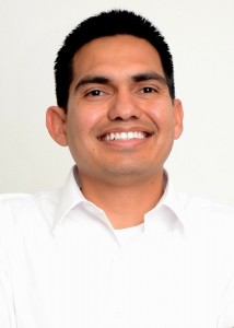 Dr. Ricardo Hernández